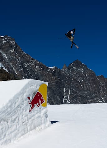 Mathilde Gremaud in action at Saas-Fee